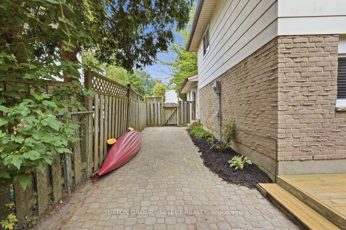 Photo 29 of 1330 Blanchard Road, London, North I — HOMEH