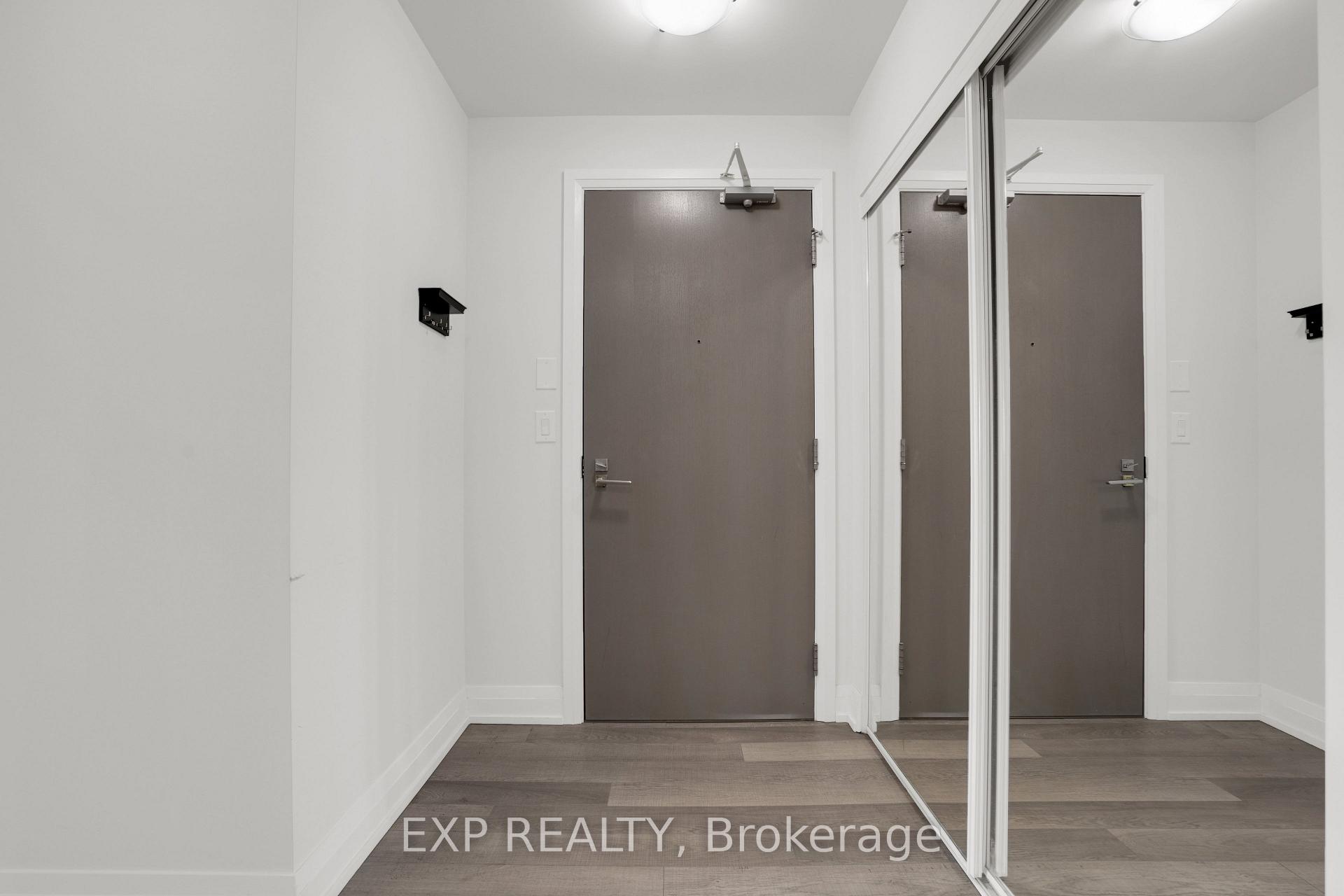 Photo 5 of Unit 619, 7167 Yonge Street, Markham, Grandview — HOMEH