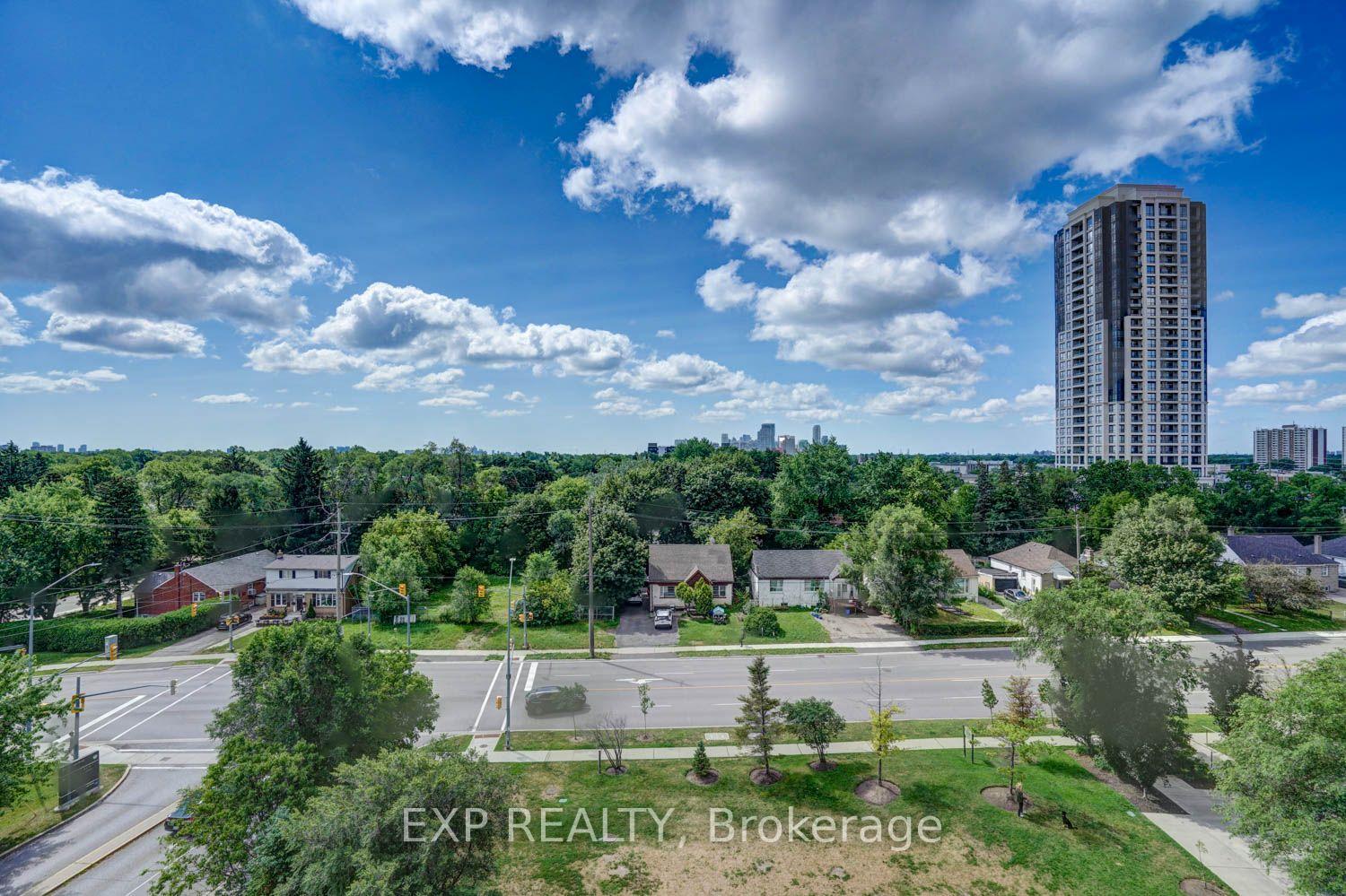 Photo 13 of Unit 619, 7167 Yonge Street, Markham, Grandview — HOMEH