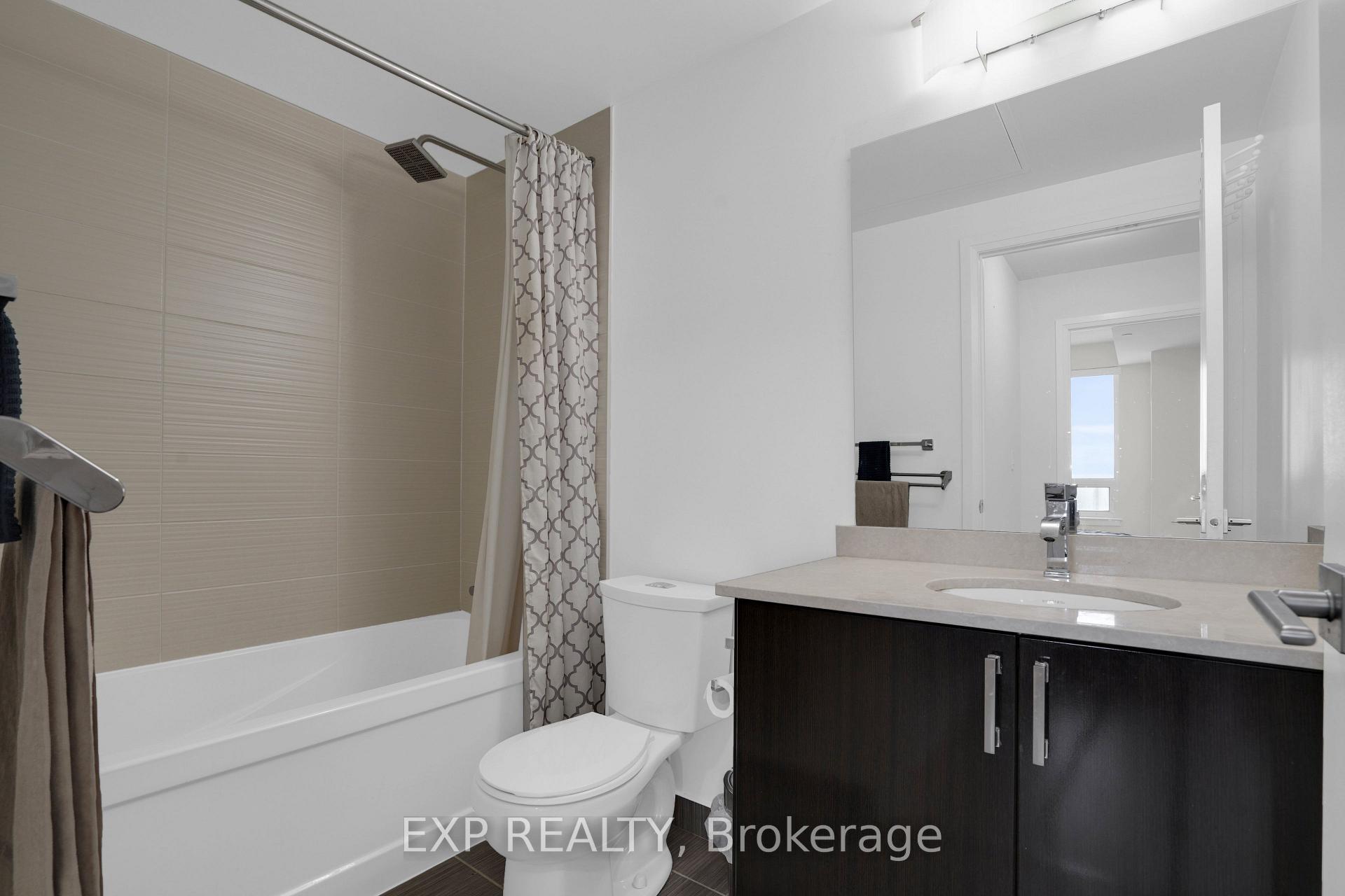 Photo 17 of Unit 619, 7167 Yonge Street, Markham, Grandview — HOMEH