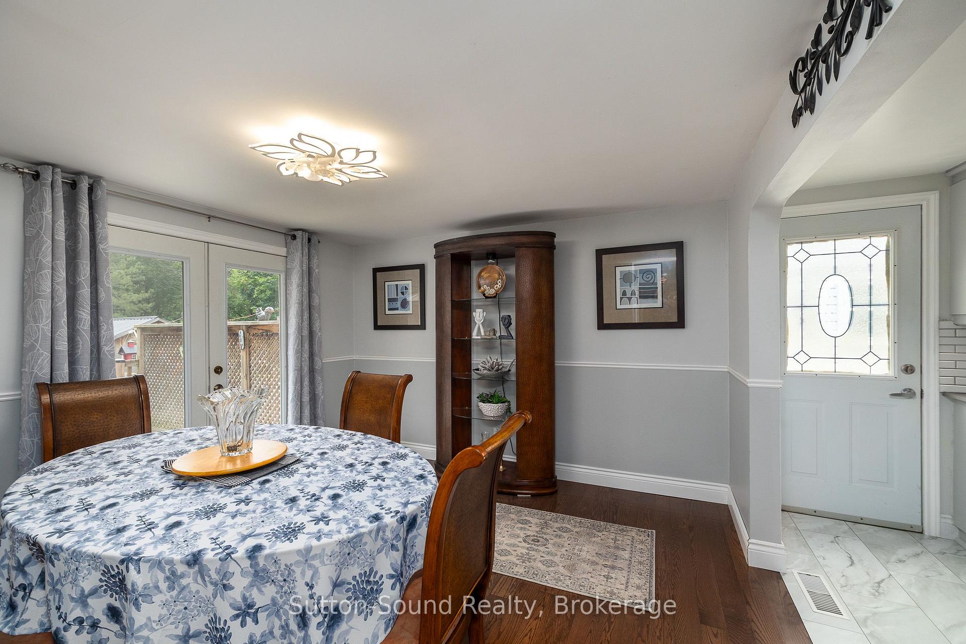 Photo 14 of 535 9th Street W, Owen Sound — HOMEH