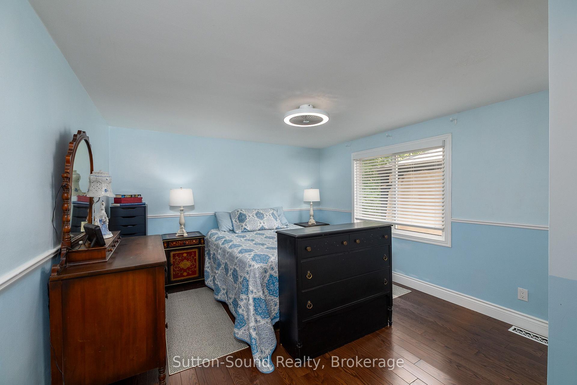 Photo 15 of 535 9th Street W, Owen Sound — HOMEH