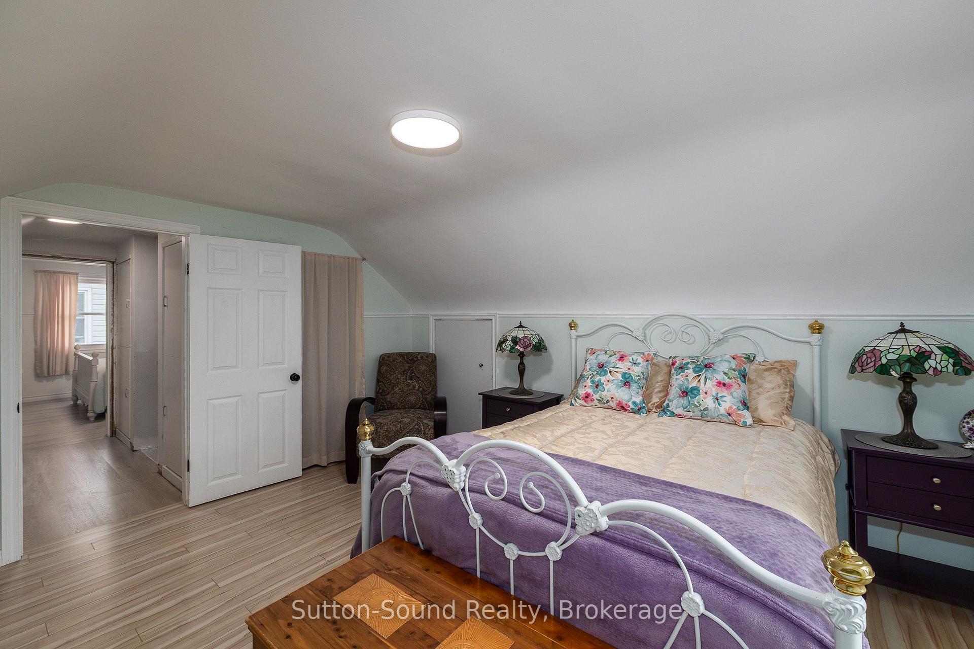 Photo 21 of 535 9th Street W, Owen Sound — HOMEH