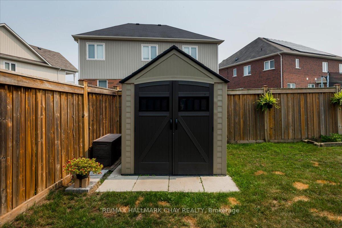 Photo 17 of 27 Blanchard Crescent, Essa, Angus — HOMEH