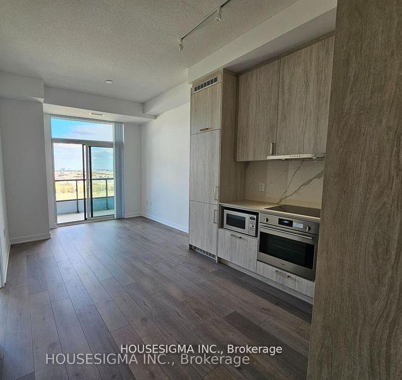 Photo 2 of Unit 1011, 60 Honeycrisp Crescent, Vaughan, Vaughan Corporate Centre — HOMEH
