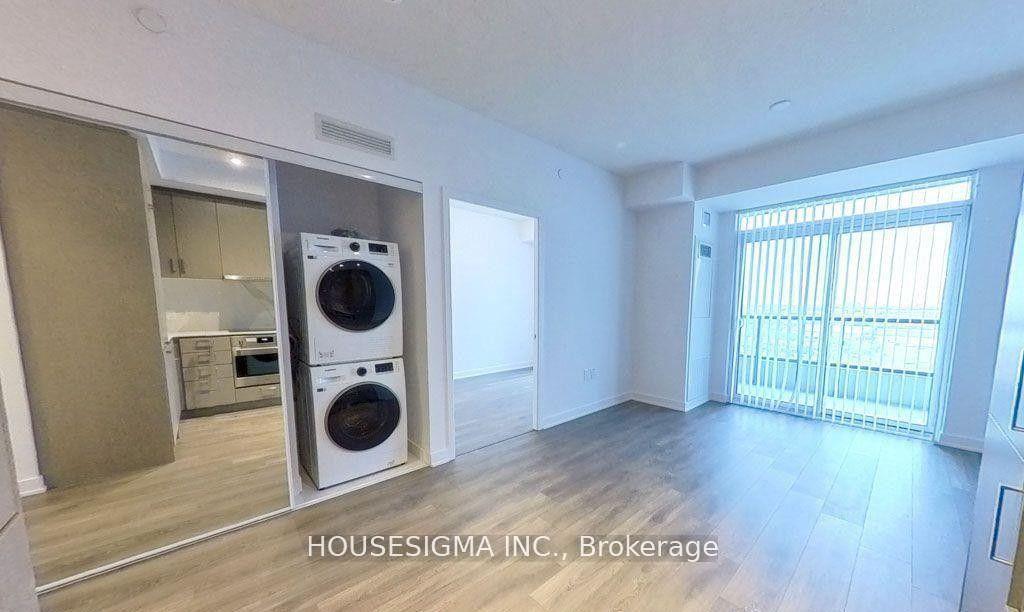 Photo 17 of Unit 1011, 60 Honeycrisp Crescent, Vaughan, Vaughan Corporate Centre — HOMEH