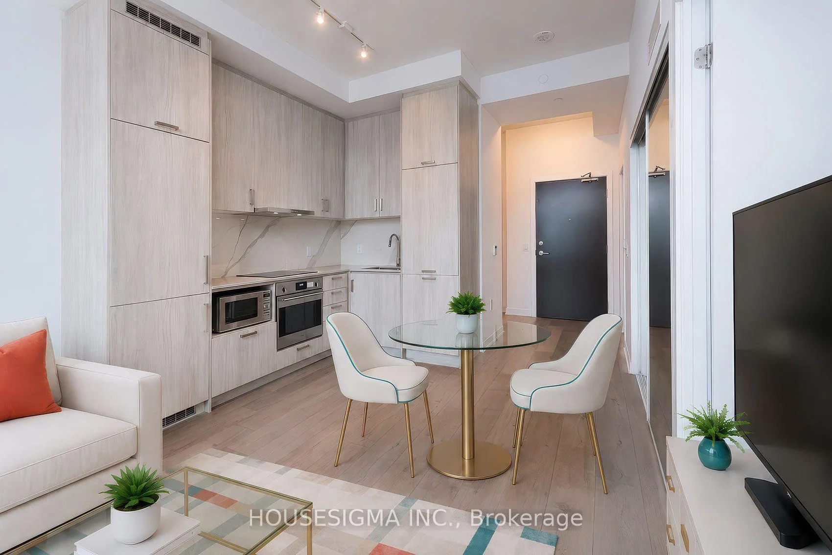 Photo 8 of Unit 1011, 60 Honeycrisp Crescent, Vaughan, Vaughan Corporate Centre — HOMEH