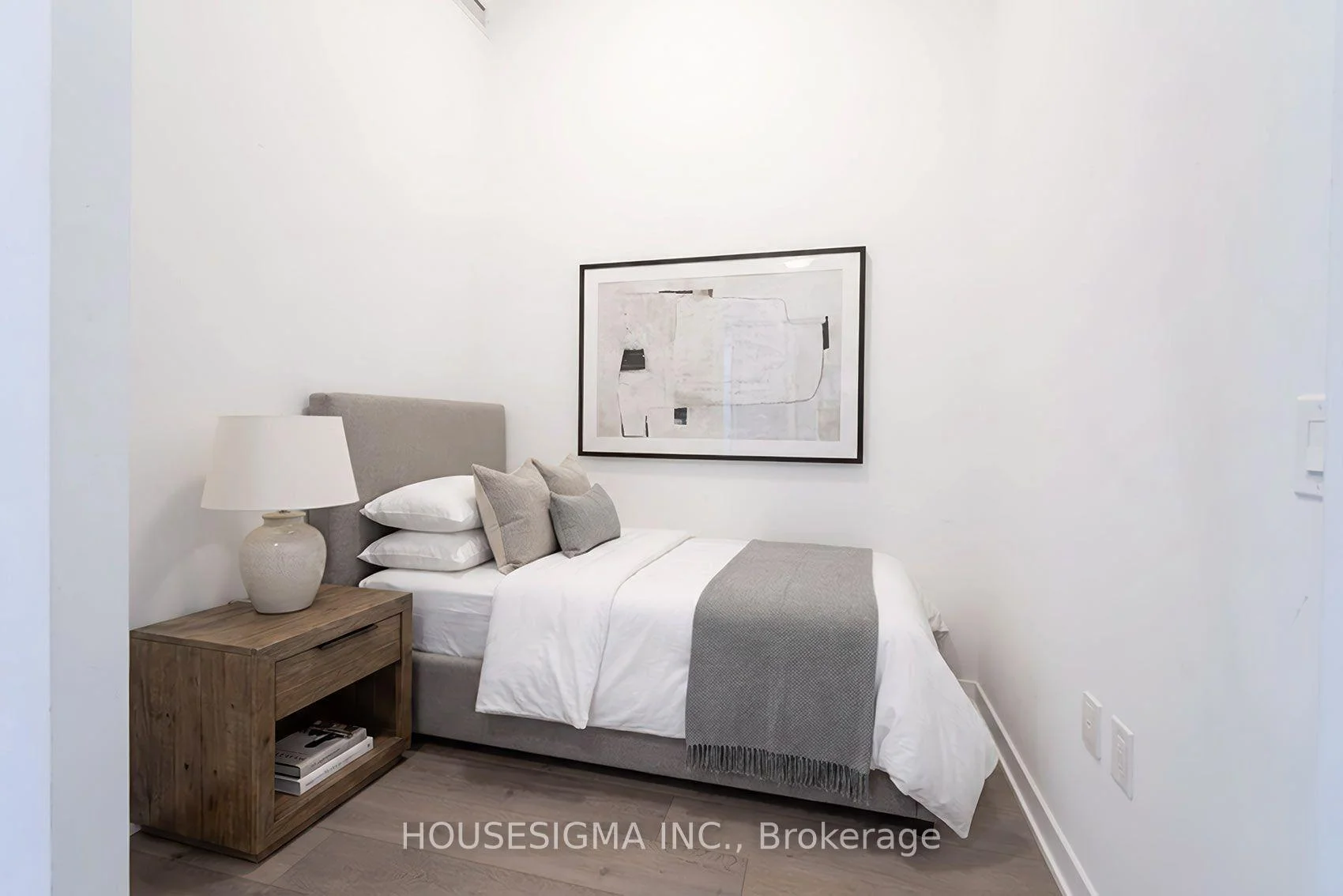 Photo 24 of Unit 1011, 60 Honeycrisp Crescent, Vaughan, Vaughan Corporate Centre — HOMEH