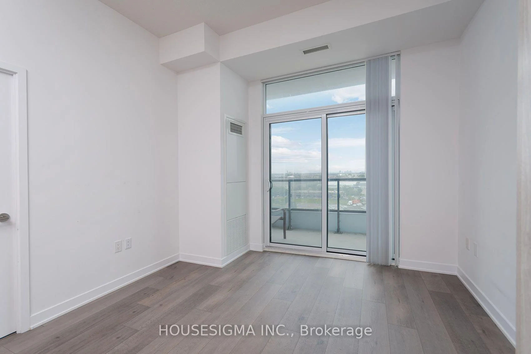 Photo 30 of Unit 1011, 60 Honeycrisp Crescent, Vaughan, Vaughan Corporate Centre — HOMEH