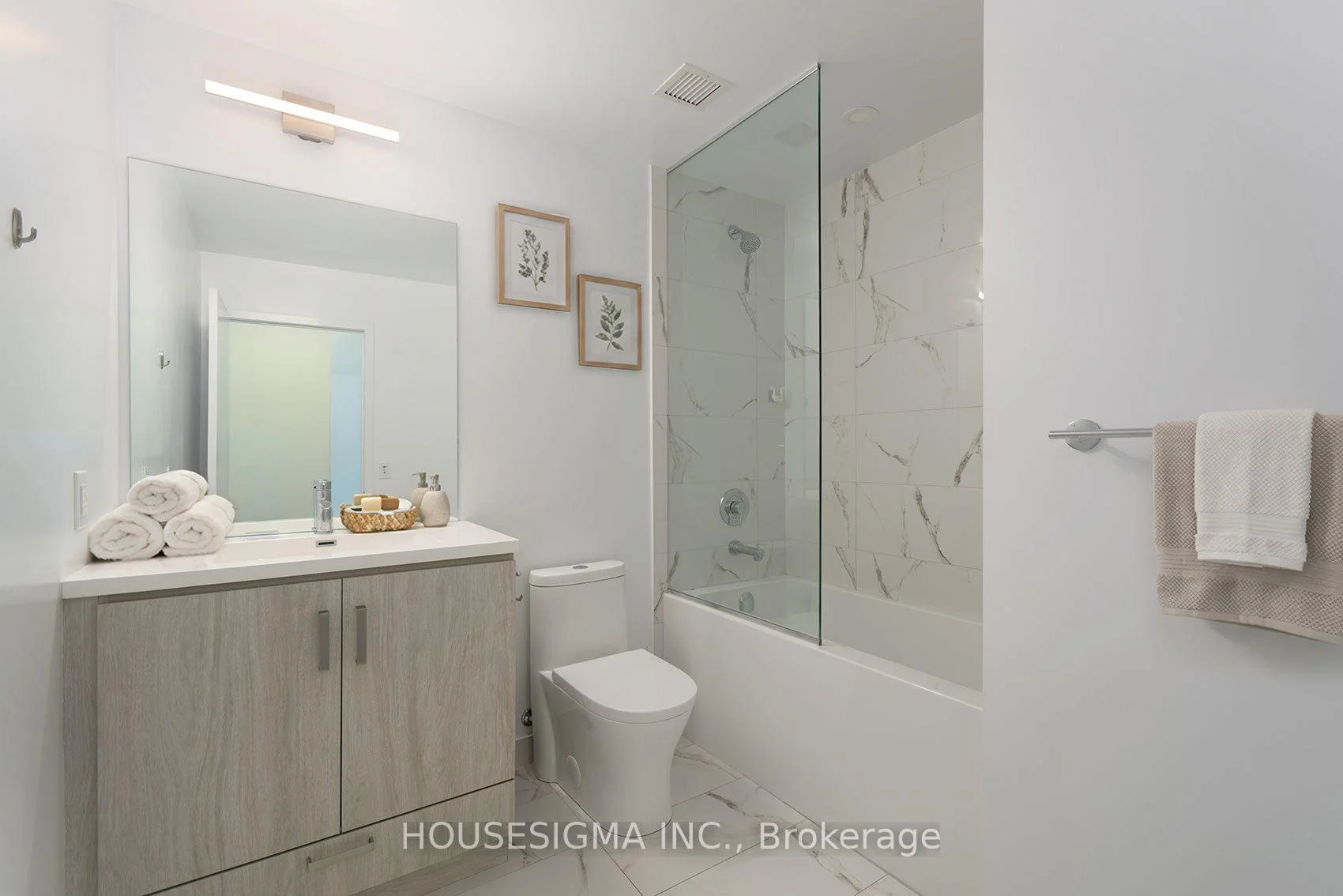 Photo 41 of Unit 1011, 60 Honeycrisp Crescent, Vaughan, Vaughan Corporate Centre — HOMEH