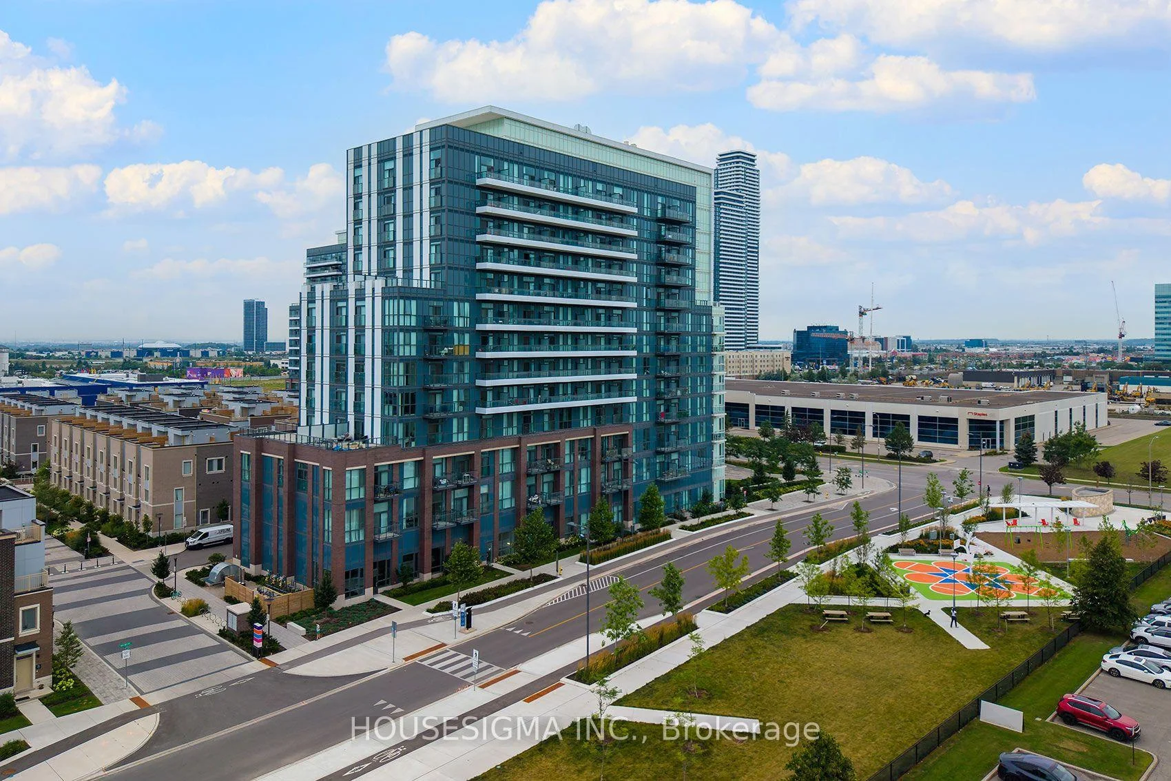 Photo 47 of Unit 1011, 60 Honeycrisp Crescent, Vaughan, Vaughan Corporate Centre — HOMEH