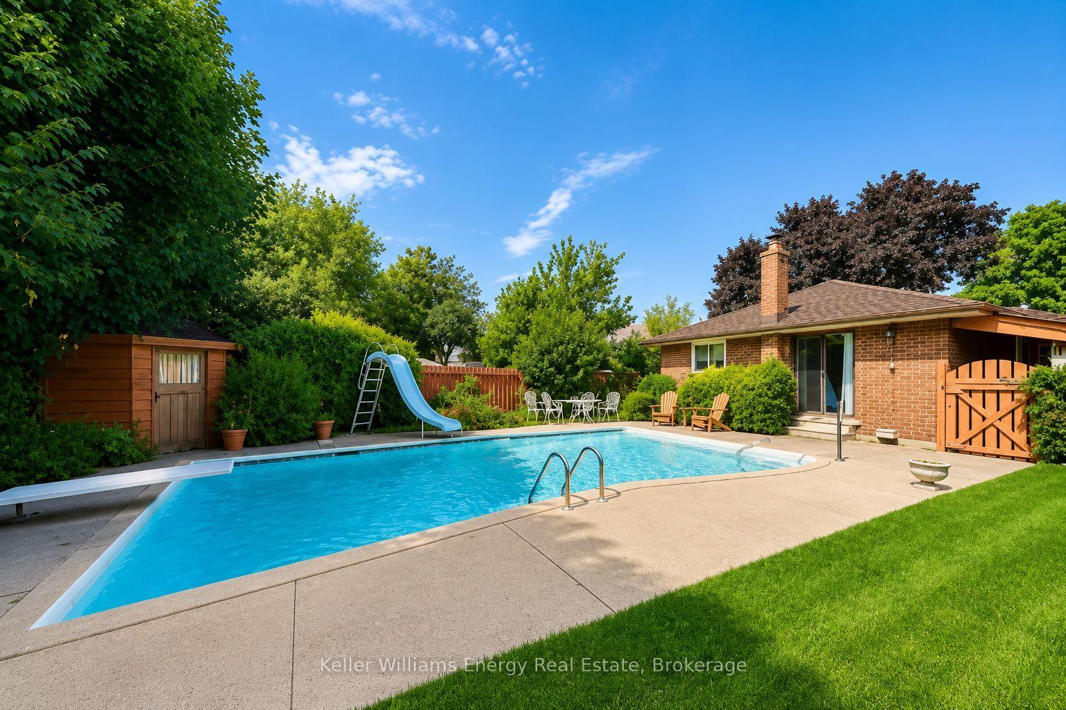 Photo 1 of 382 Elmridge Street, Oshawa, Donevan — HOMEH