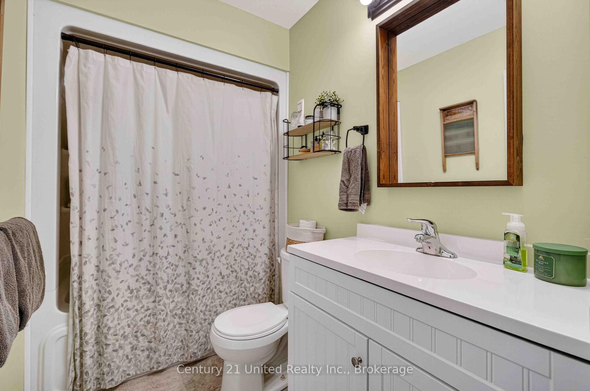 Photo 17 of 2403 Upper Chemung Drive, Selwyn — HOMEH