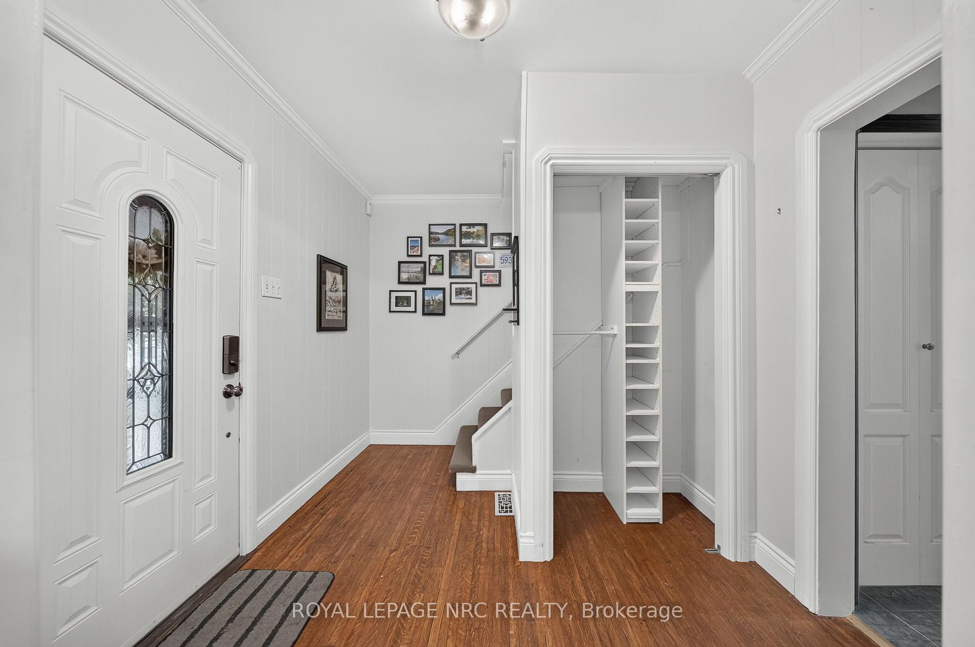 Photo 6 of 88 Chaplin Avenue, St. Catharines, Downtown — HOMEH