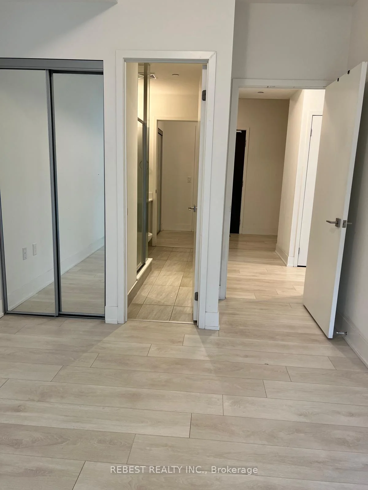 Photo 48 of Unit 402, 2908 Highway 7 Road, Vaughan, Concord — HOMEH