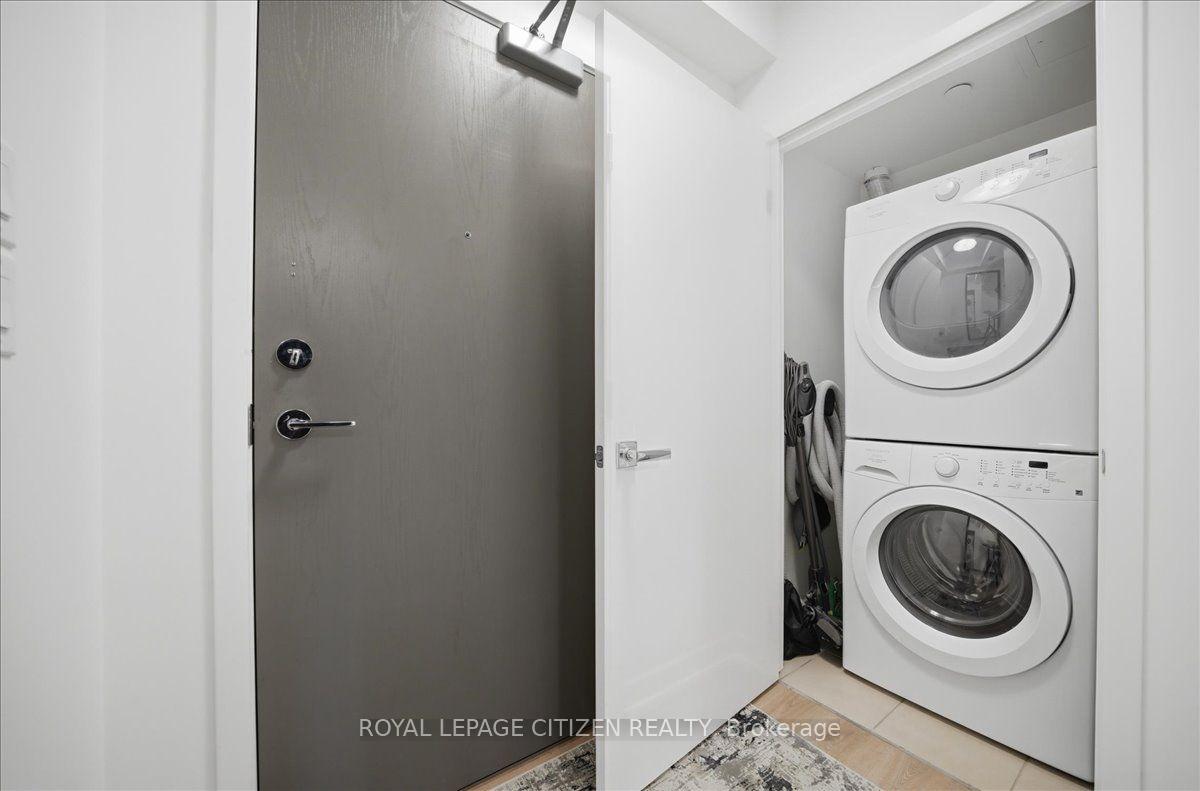 Photo 4 of Unit 1911, 21 Widmer Street, Toronto, Waterfront Communities — HOMEH
