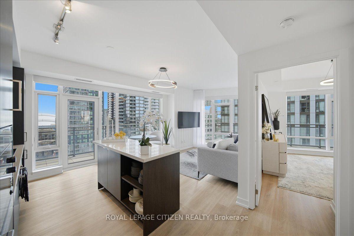 Photo 7 of Unit 1911, 21 Widmer Street, Toronto, Waterfront Communities — HOMEH