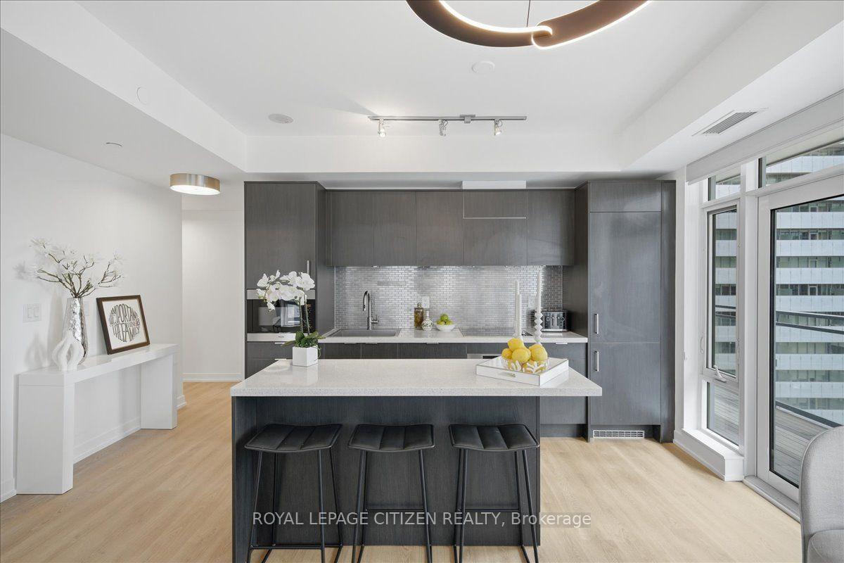 Photo 12 of Unit 1911, 21 Widmer Street, Toronto, Waterfront Communities — HOMEH