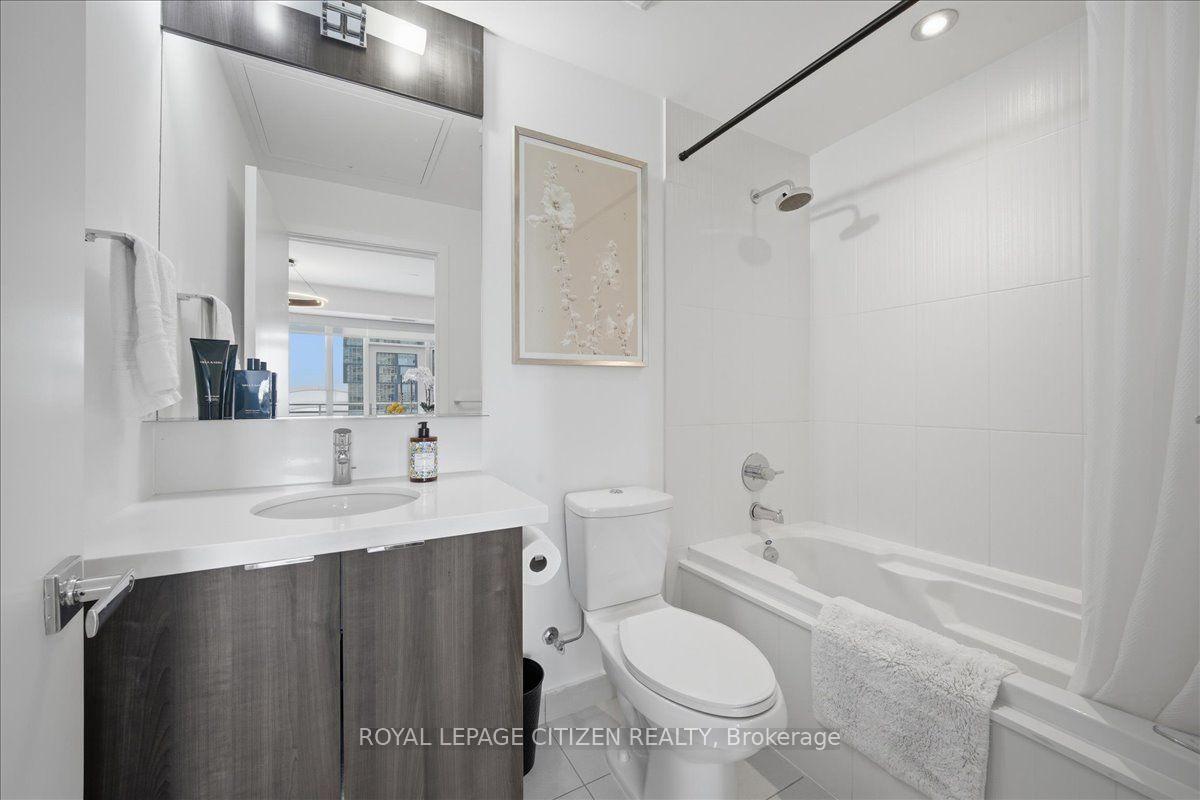 Photo 20 of Unit 1911, 21 Widmer Street, Toronto, Waterfront Communities — HOMEH