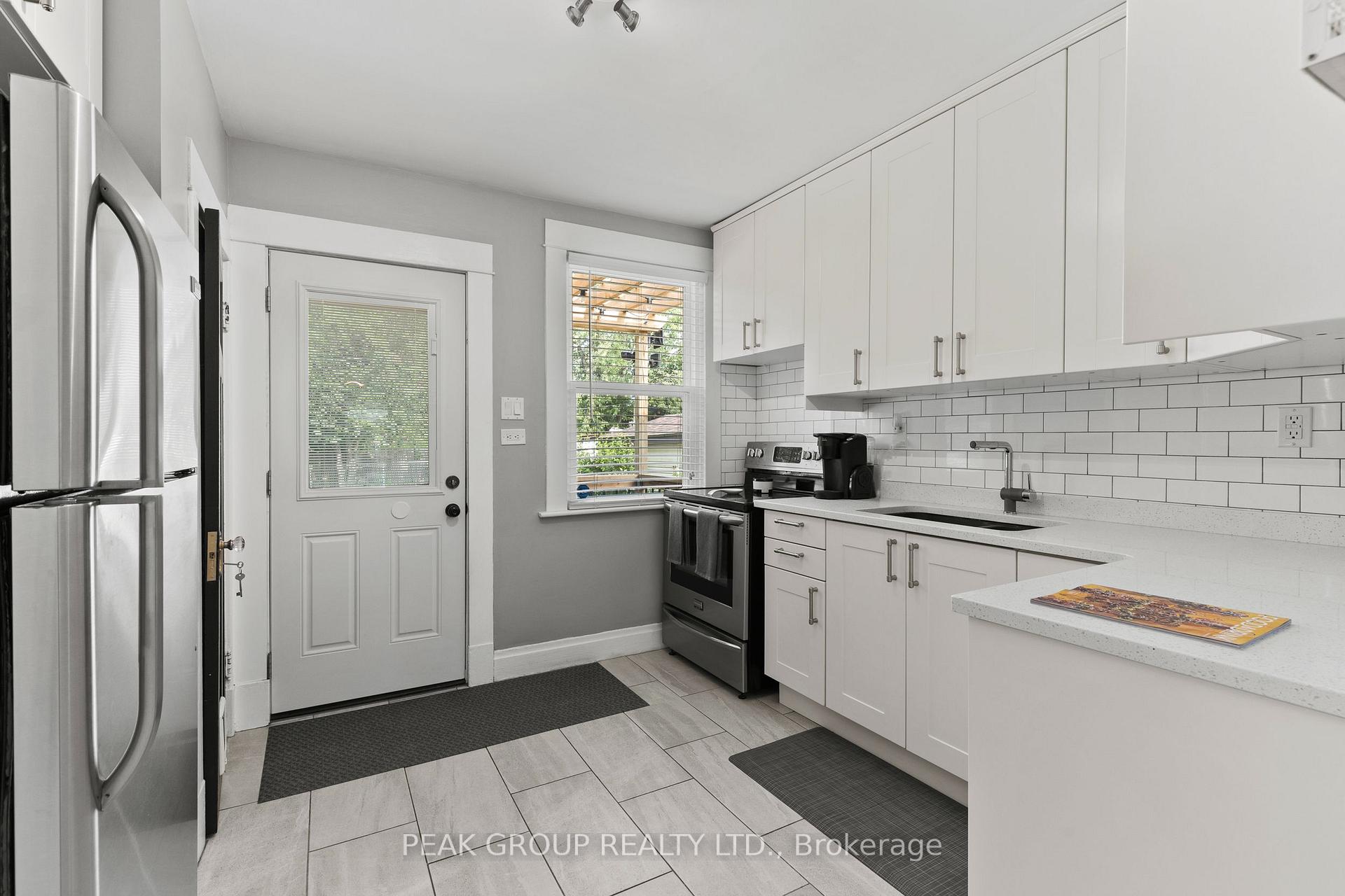 Photo 12 of 44 Richmond Avenue, St. Catharines, E. Chester — HOMEH