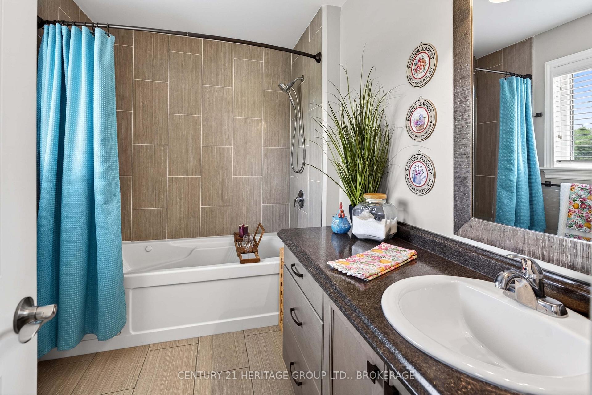 Photo 14 of 4786 North Shore Crescent, Frontenac, Frontenac South — HOMEH