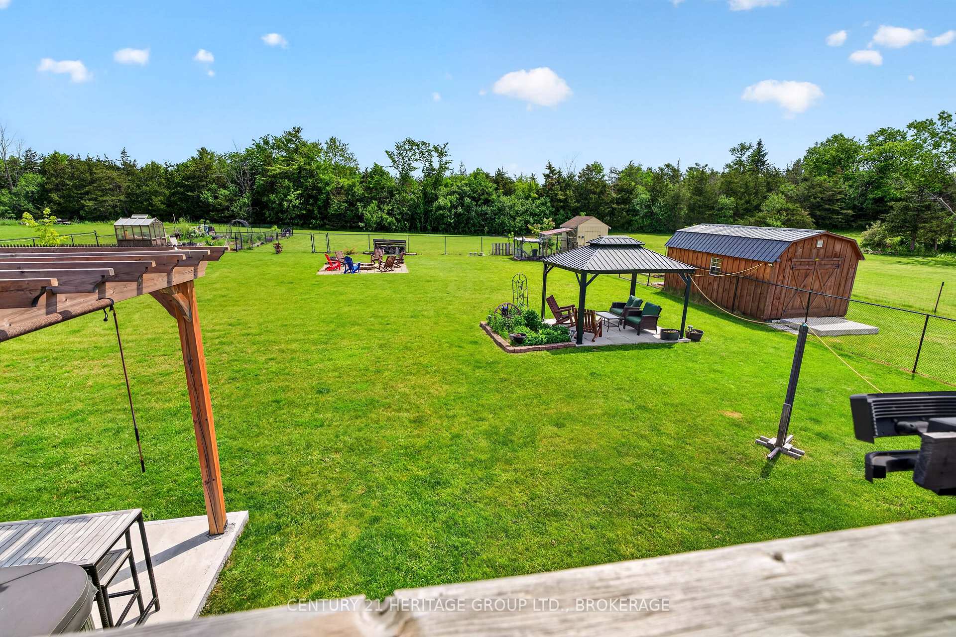 Photo 24 of 4786 North Shore Crescent, Frontenac, Frontenac South — HOMEH