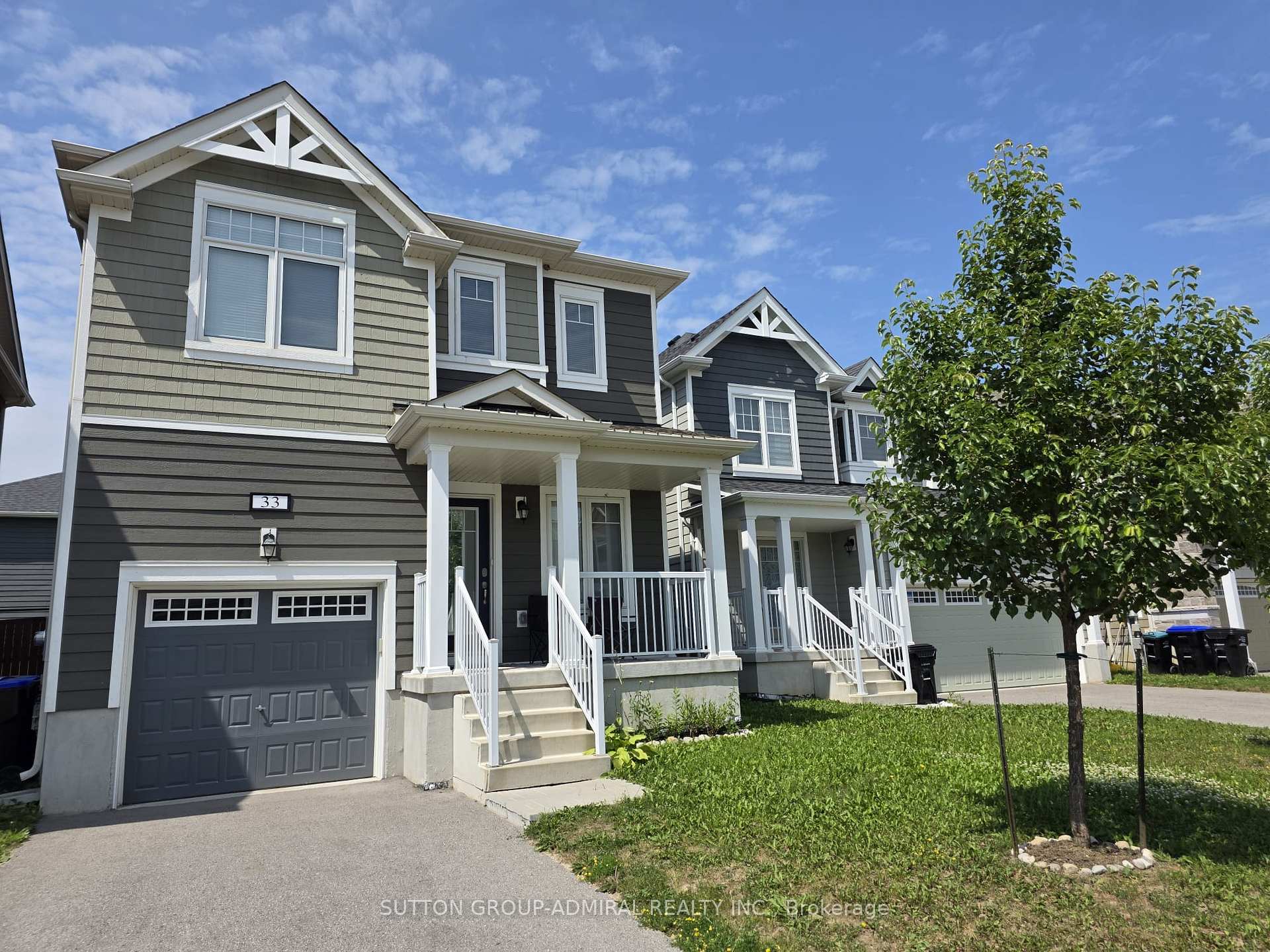 Front of 33 Sandhill Crane Drive