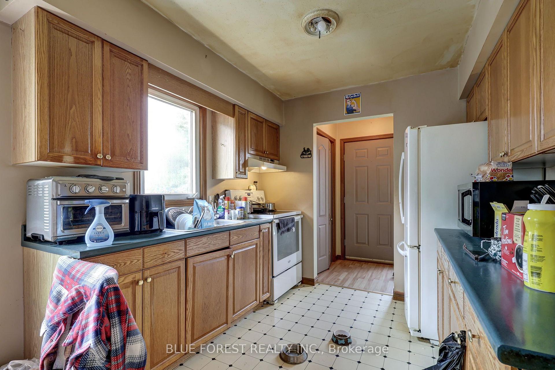 Photo 9 of 37 Melanie Drive, Aylmer — HOMEH