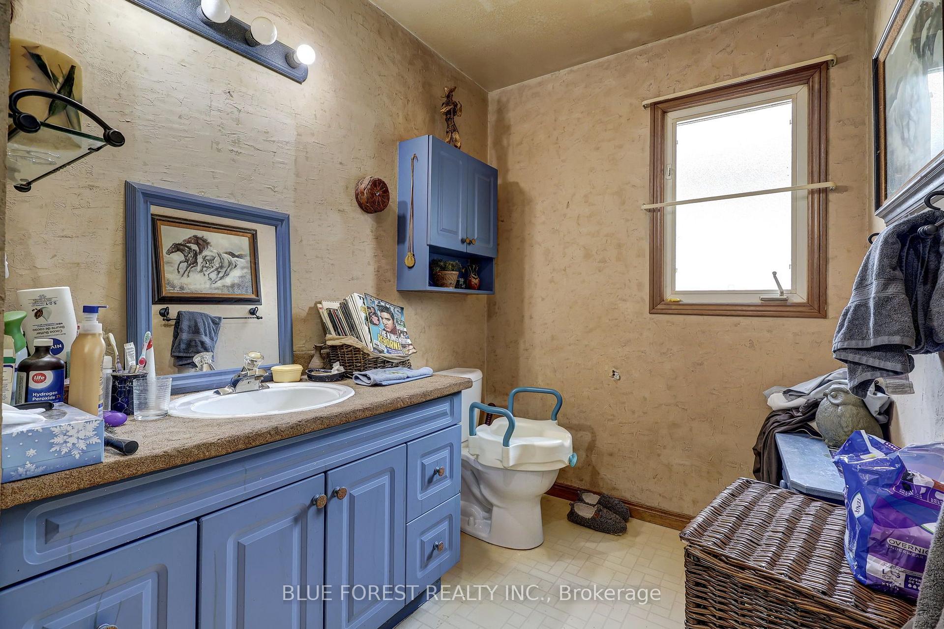 Photo 19 of 37 Melanie Drive, Aylmer — HOMEH