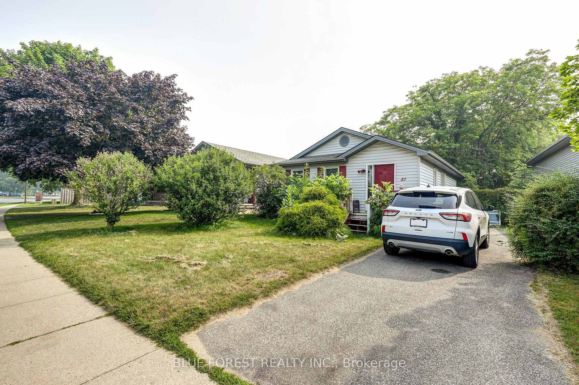 Photo 31 of 37 Melanie Drive, Aylmer — HOMEH
