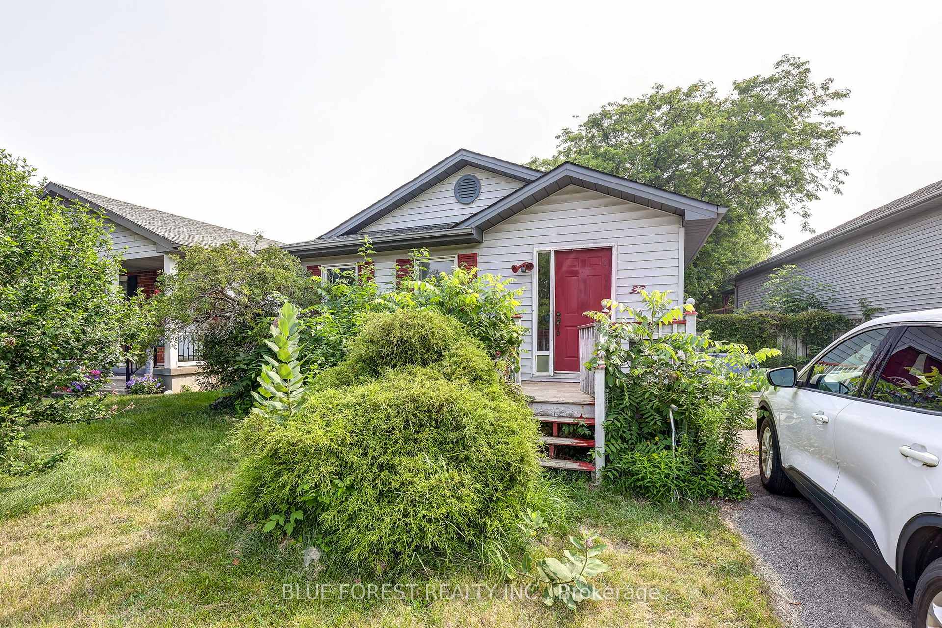 Photo 33 of 37 Melanie Drive, Aylmer — HOMEH