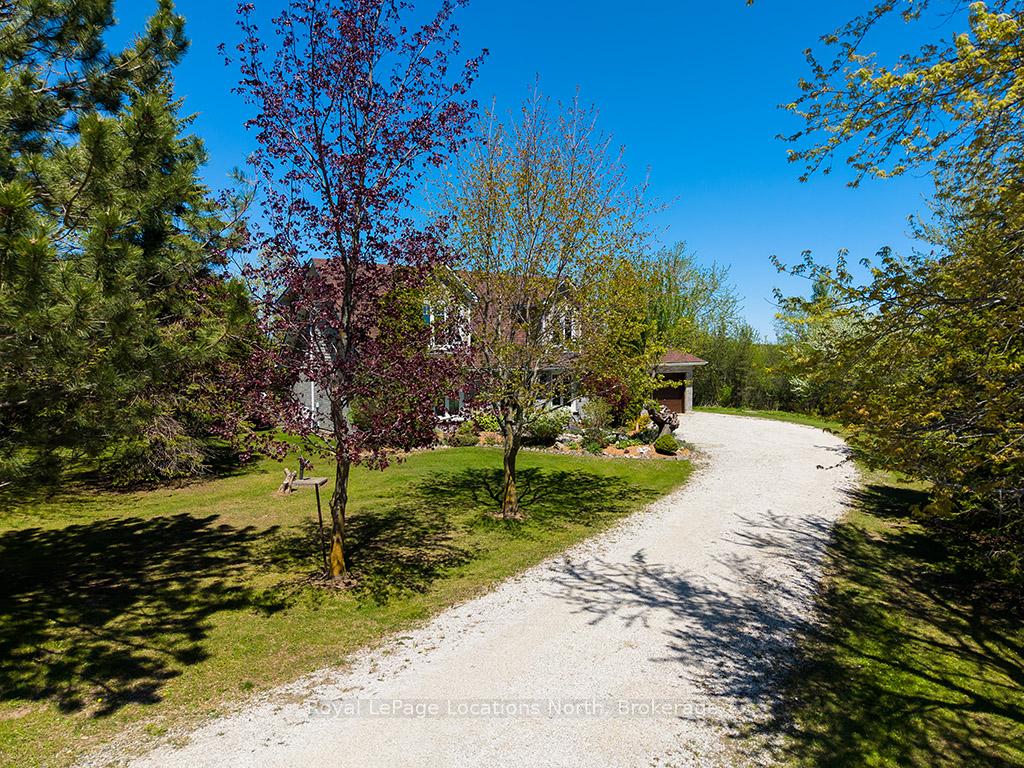 Photo 4 of 248 St. Vincent Crescent, Meaford — HOMEH