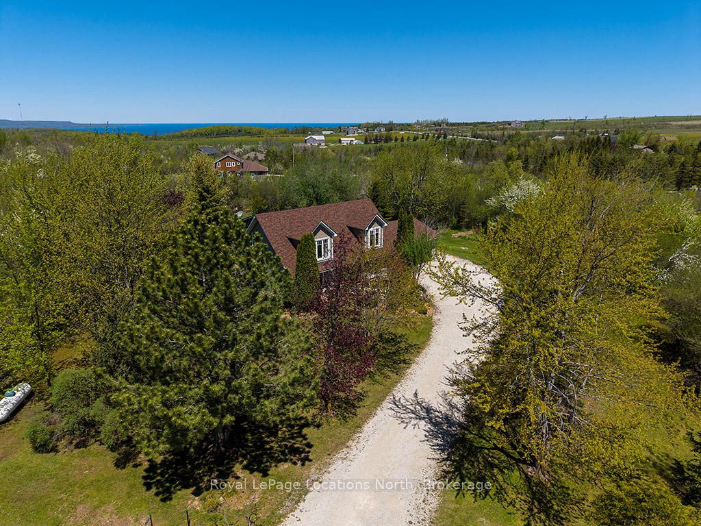 Photo 5 of 248 St. Vincent Crescent, Meaford — HOMEH