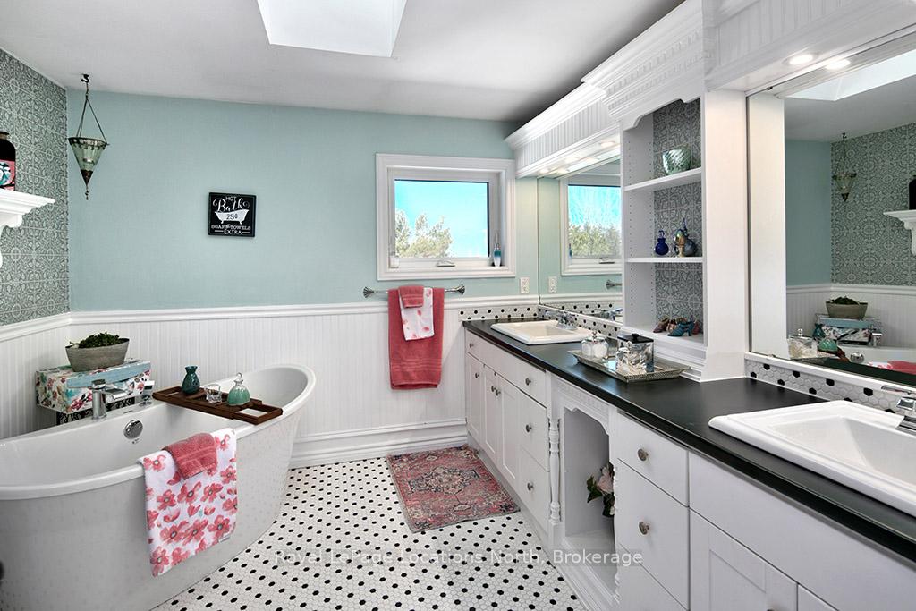 Photo 16 of 248 St. Vincent Crescent, Meaford — HOMEH