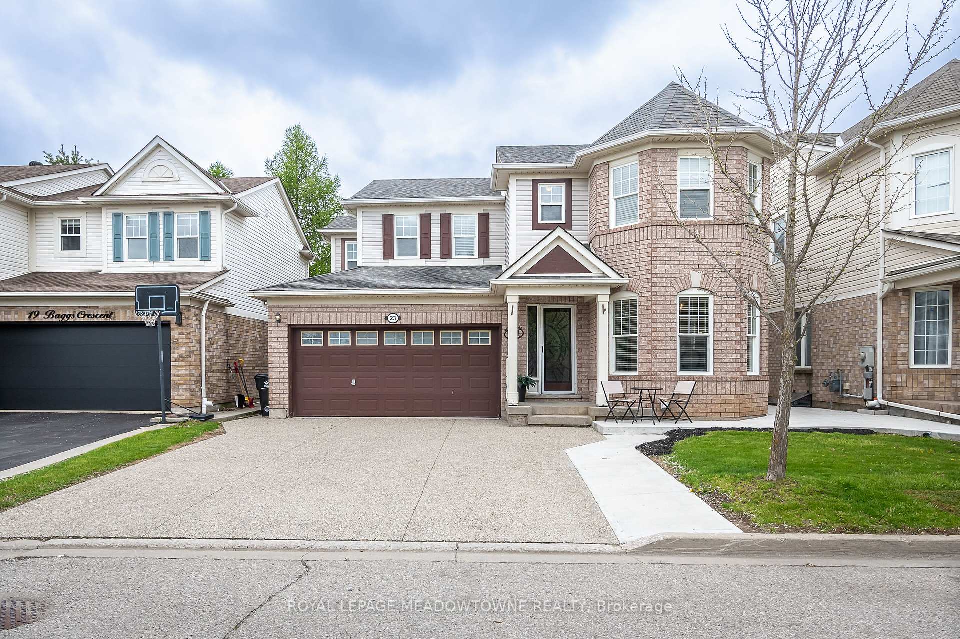 Photo 2 of 23 Baggs Crescent, Cambridge, Fiddlesticks — HOMEH