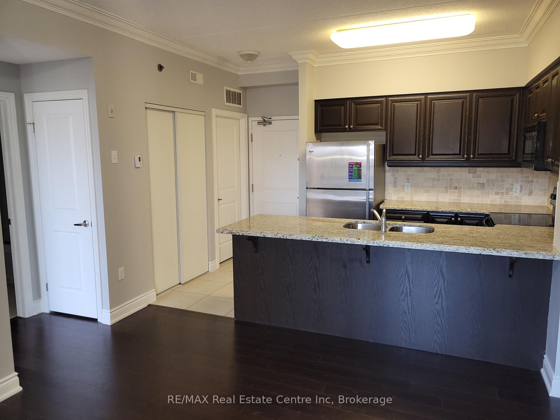 Photo 5 of Unit 105, 1440 Gordon Street, Guelph, Pineridge/Westminster Woods — HOMEH