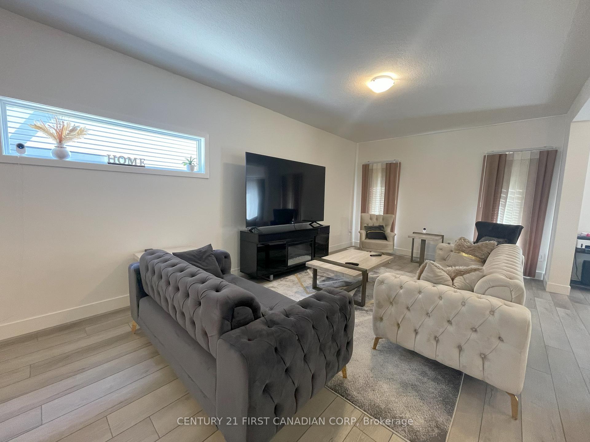 Photo 8 of 1395 Twilite Boulevard, London, North S — HOMEH