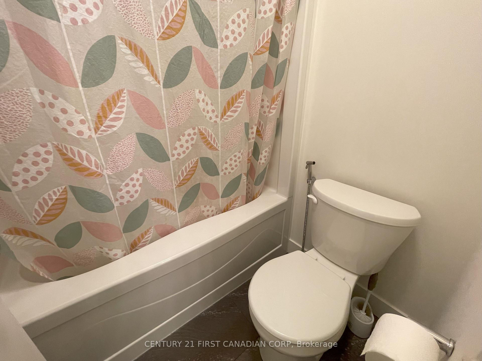Photo 16 of 1395 Twilite Boulevard, London, North S — HOMEH