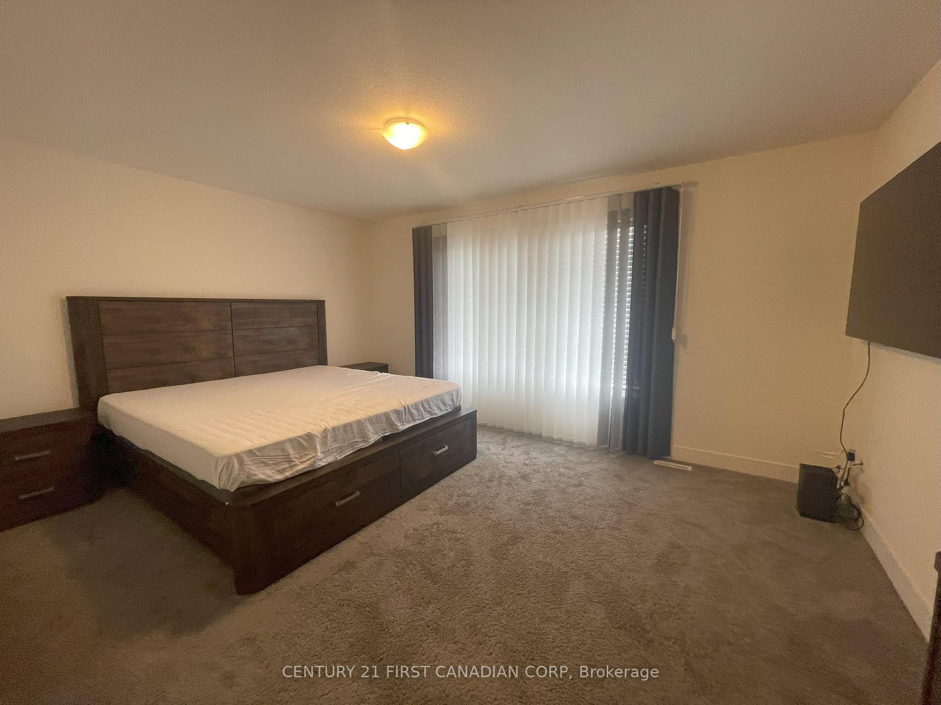 Photo 20 of 1395 Twilite Boulevard, London, North S — HOMEH