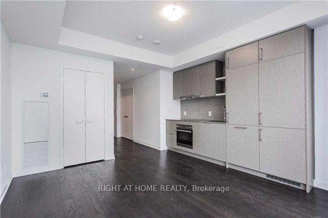 Photo 2 of Unit 2408, 100 Harbour Street, Toronto, Waterfront Communities — HOMEH