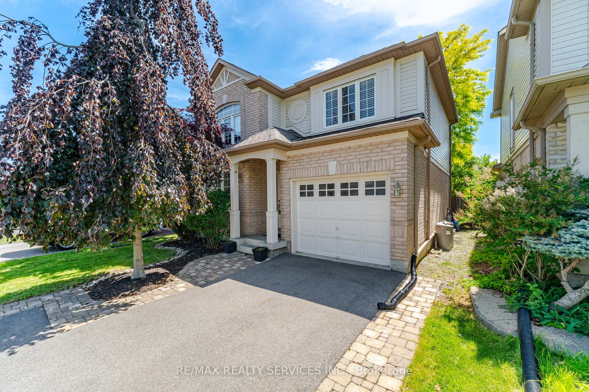 Front of 1131 Zimmerman Crescent