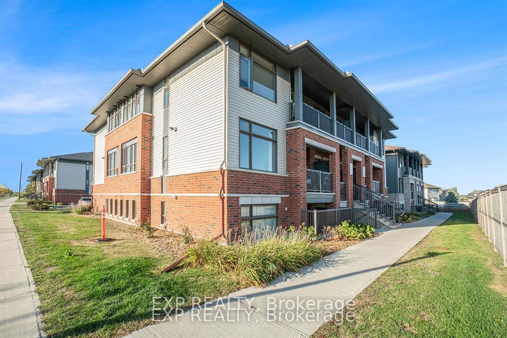 Photo 2 of Unit H, 70 Jaguar Private, Ottawa, Kanata - Emerald Meadows/Trailwest — HOMEH