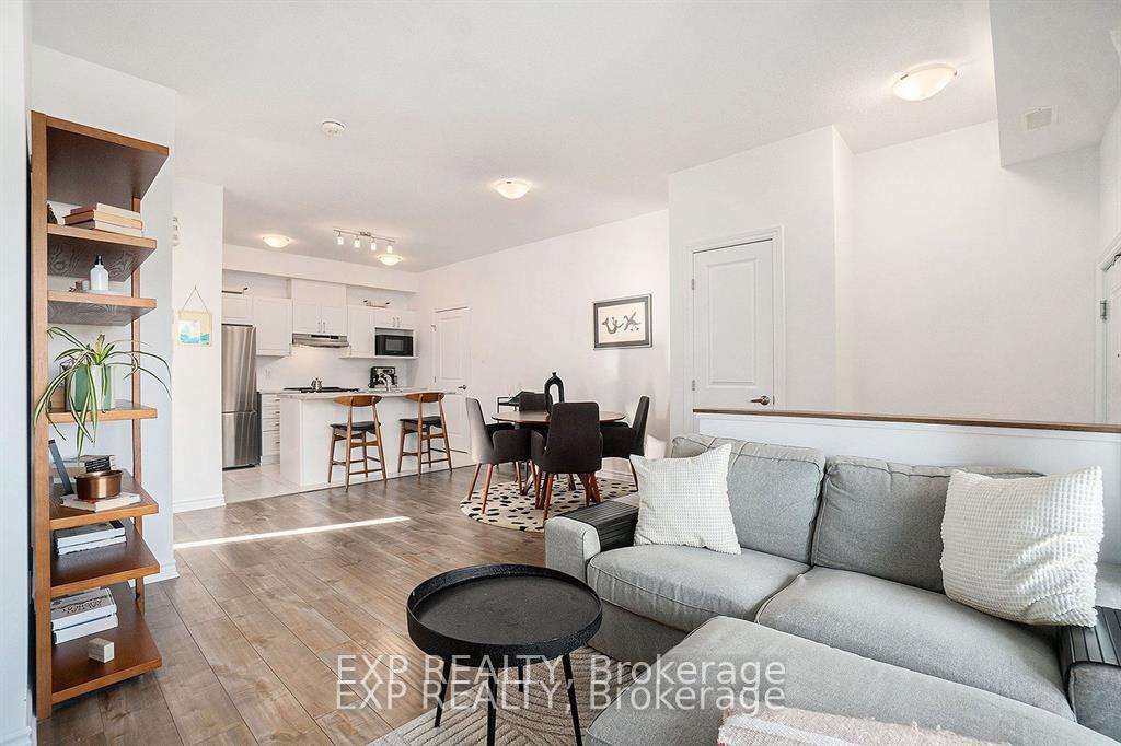 Photo 4 of Unit H, 70 Jaguar Private, Ottawa, Kanata - Emerald Meadows/Trailwest — HOMEH