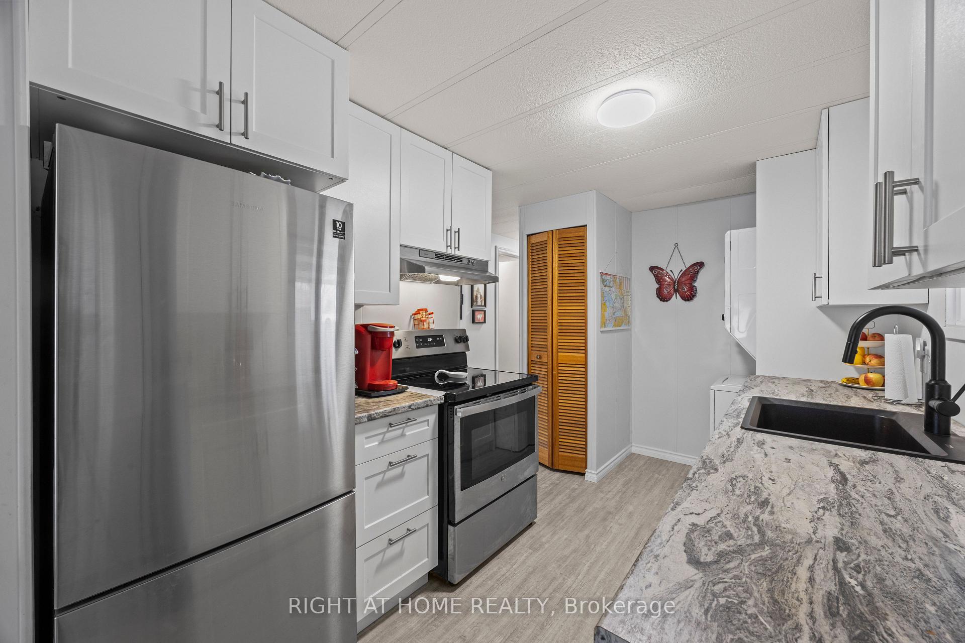Photo 13 of 264 Highland Springs, South Huron, Stephen — HOMEH