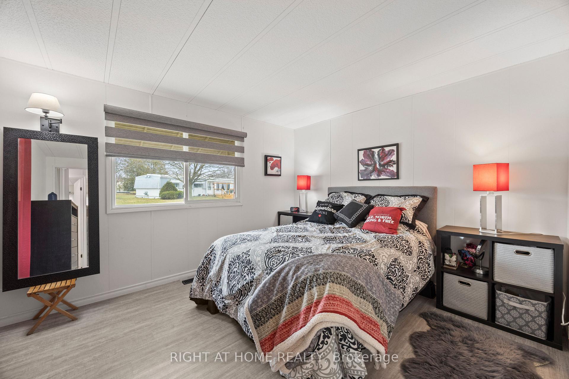 Photo 21 of 264 Highland Springs, South Huron, Stephen — HOMEH