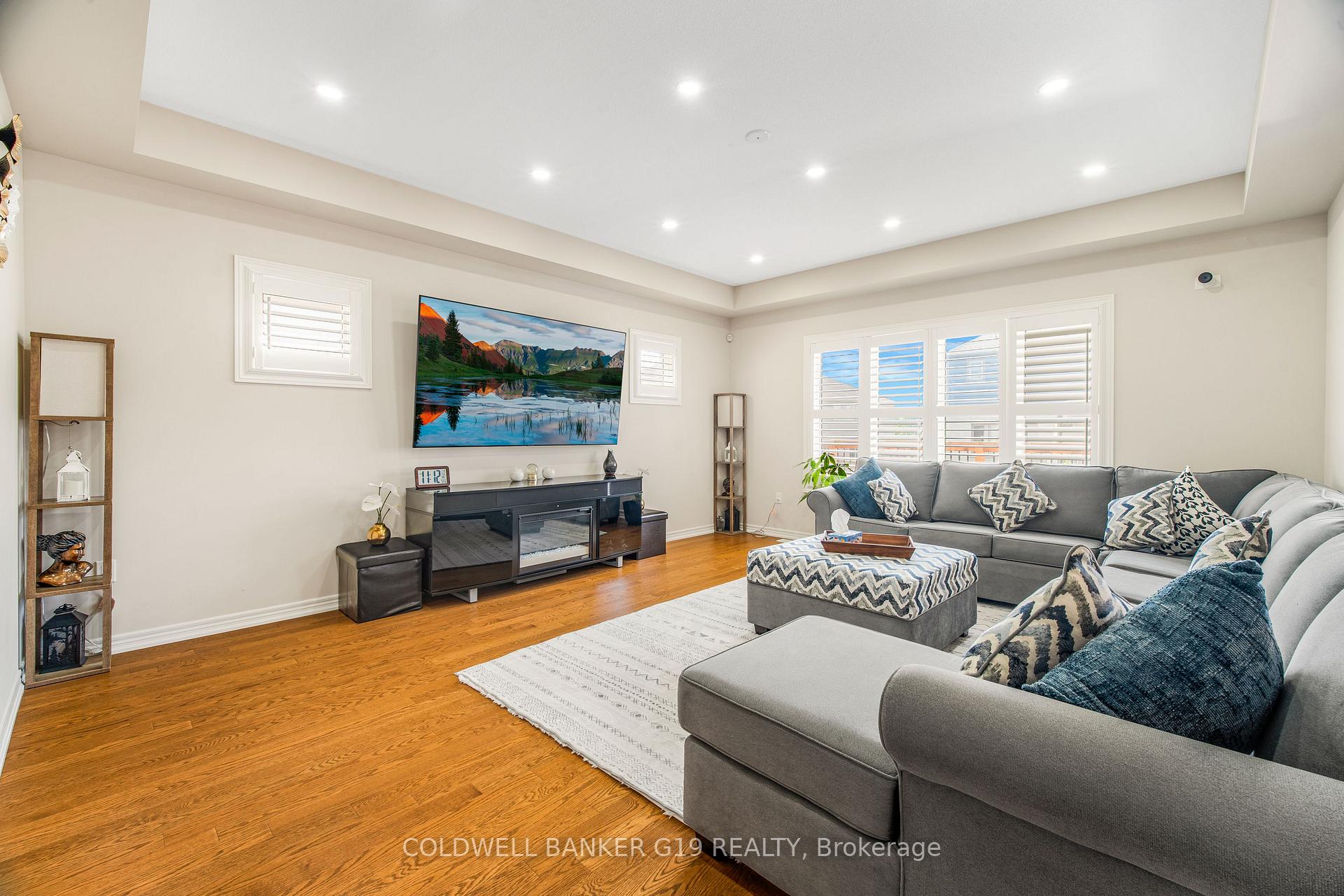 Photo 16 of 14 Riley Avenue, Pelham, Fonthill — HOMEH