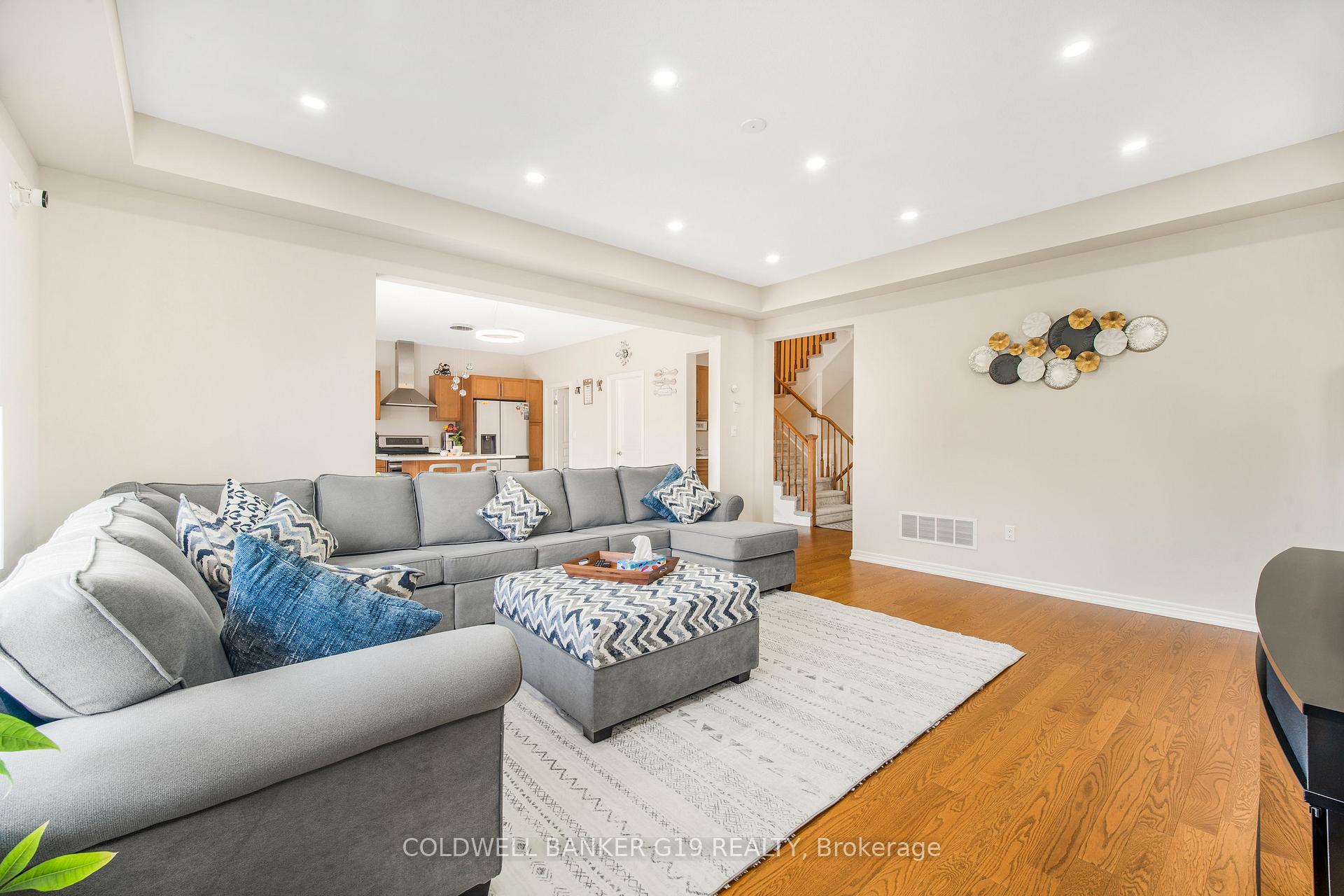Photo 17 of 14 Riley Avenue, Pelham, Fonthill — HOMEH