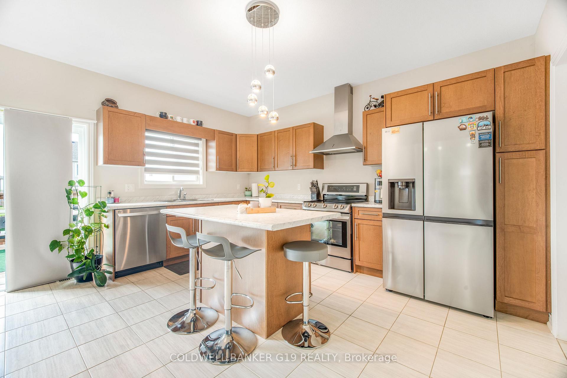 Photo 20 of 14 Riley Avenue, Pelham, Fonthill — HOMEH