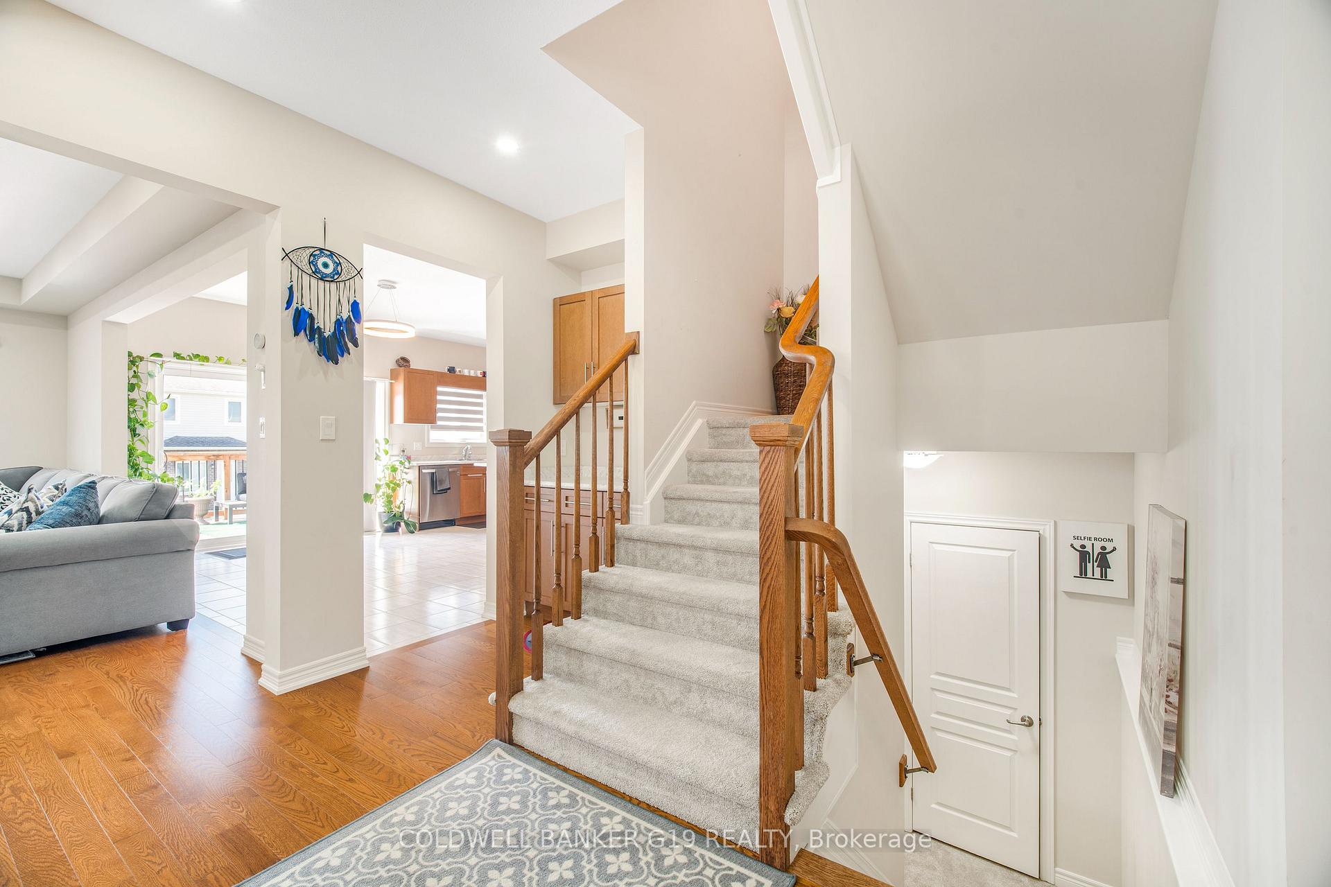 Photo 23 of 14 Riley Avenue, Pelham, Fonthill — HOMEH