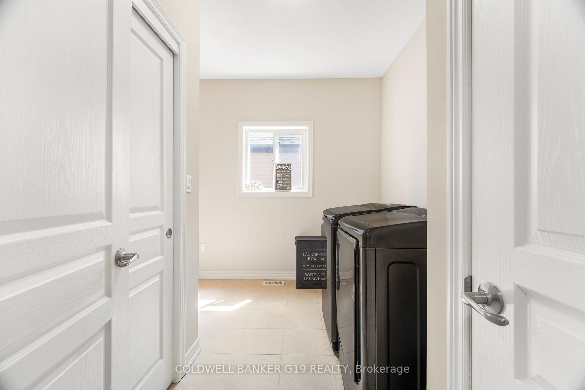 Photo 31 of 14 Riley Avenue, Pelham, Fonthill — HOMEH
